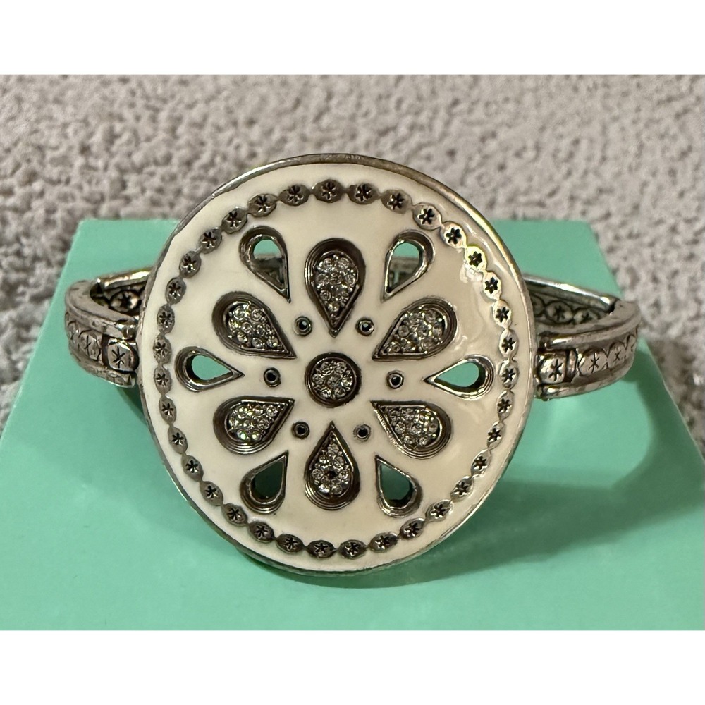 Brighton Palm Desert White Enamel Sand Dollar Bracelet Beach Vacation